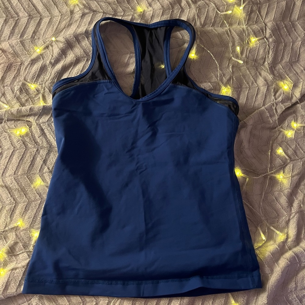 Lululemon tank!!